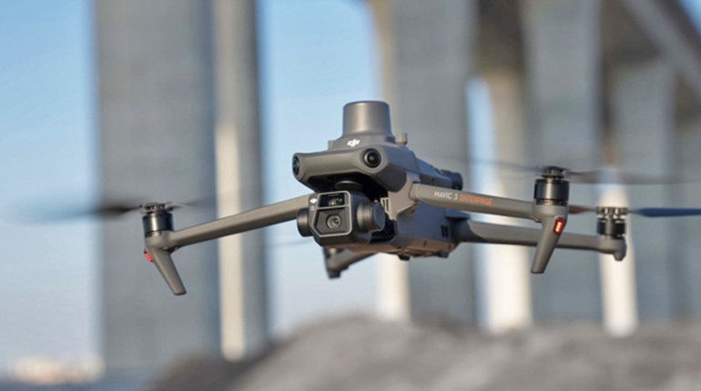 DJI Mavic 3 Enterprise - огляд дронів