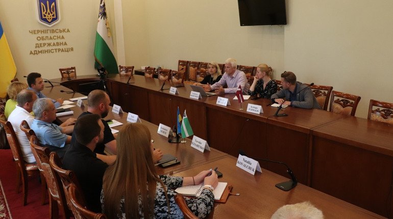 Латвія та Нідерланди надають допомогу Чернігівській області на відновлення будівель