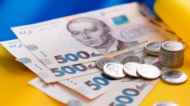 До Дня Незалежності українці отримають разові доплати: хто та скільки отримає