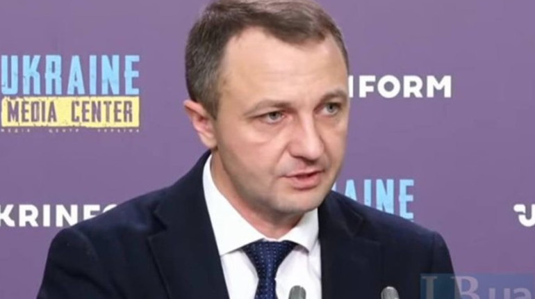 Демонтаж росіянами дорожніх знаків на окупованій Херсонщині — дискримінація проти українців