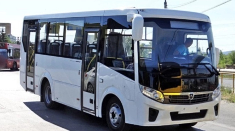 З Генічеська росіяни відновили автобуси у Крим