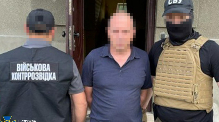 На Київщини затримали колаборанта: планував зливати окупантам інформацію про українських військових