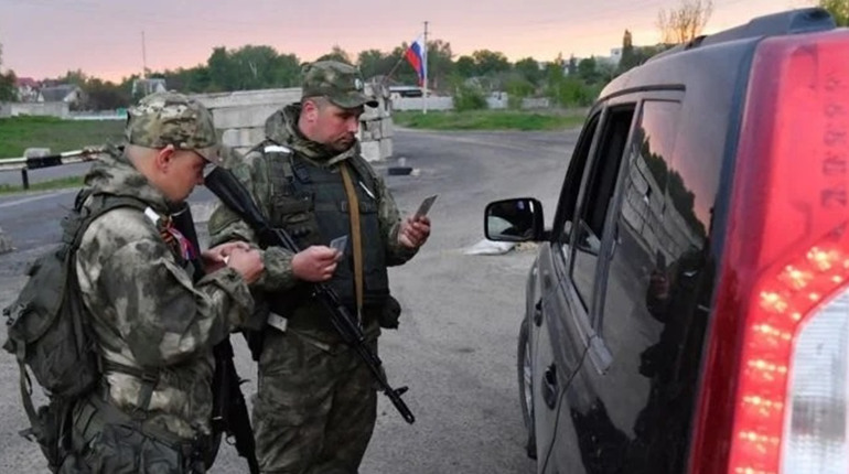 Мелітопольці тепер платитимуть за публічну образу представників російської влади
