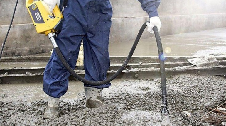 Глибинні вібратори для бетона від ведучих виробників: як обрати та де придбати?