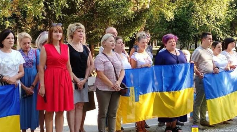 Жовтоводці відзначили День Державного Прапора України: фоторепортаж