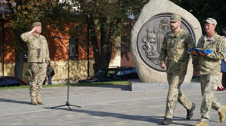 У Фастові вручили орден «За Мужність» ІІІ ступеня родинам загиблих Героїв