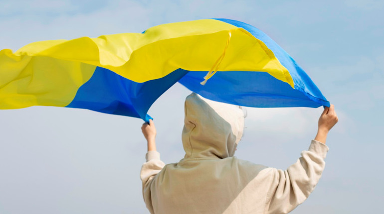 Прапор та мапа України помандрують до Місяця: планується британсько-українська космічна місія