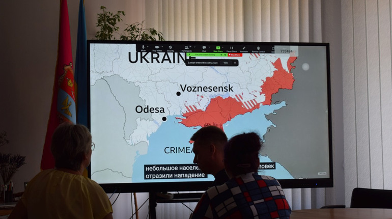 «Маленьке, уперте містечко: Життя, смерть і непокора в Україні». Презентували книгу про Вознесенськ