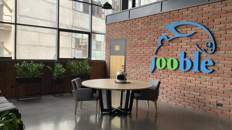 Терміново знайти роботу на Jooble - екскаваторщик у Києві