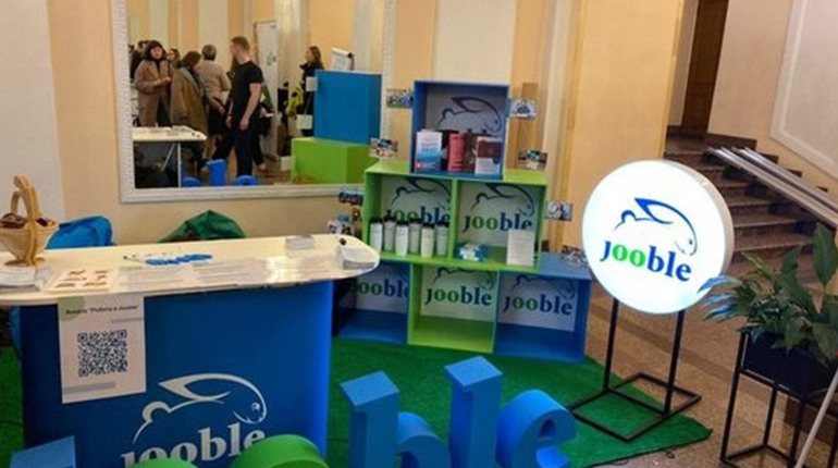 Знайти роботу онлайн на Jooble, терміново