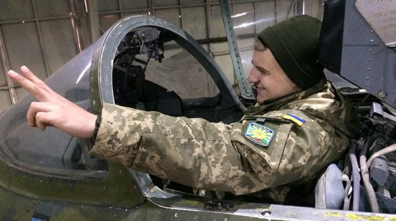 Герої: у спекотних степах Херсонщини старокостянтинівцю Тарасу Кубі назавжди залишилося 25