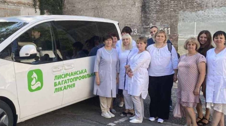 Мобільна бригада медиків 11-15 вересня надаватиме переселенцям з Луганщини допомогу. В яких містах