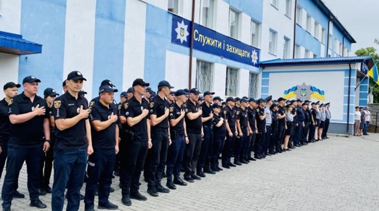Вакантні посади патрульних у Сарнах: як долучитися до служби в поліції