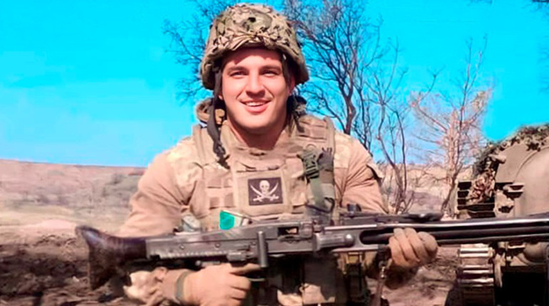 Родина загиблого захисника з Одещини придбала дрон для бригади, в якій він служив