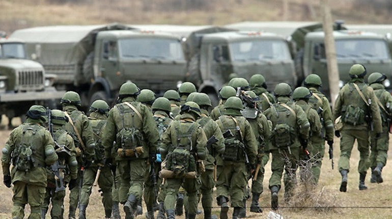 До Запорізької області військові рф перекинули з Маріуполя близько 200 колишніх в'язнів