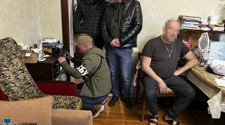 У Дніпрі чоловік агітував підтримувати так звану «спеціальну воєнну операцію»
