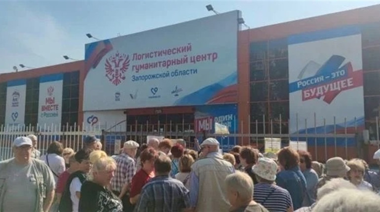 У Мелітополі ТЦ "Палладіум" дав тріщину через перенавантаження