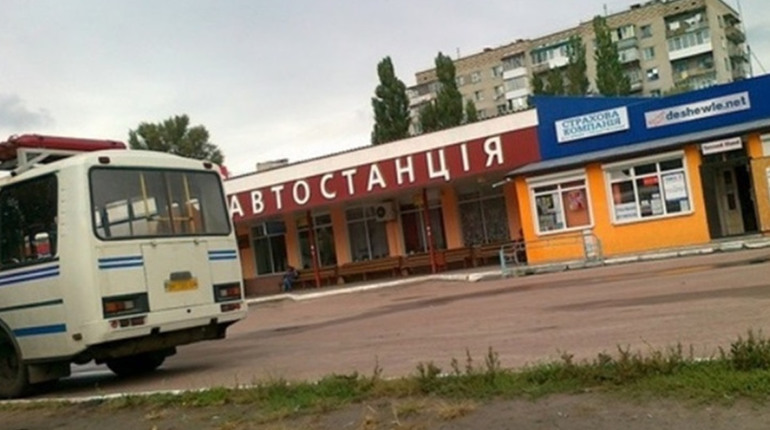 Зменшиться кількість автобусних рейсів до Тиманівки: коли можна доїхати до села
