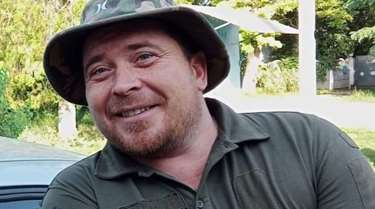 «Його не можна було не любити…». Історія воїна Миколи Слюсаренка з Долинщини