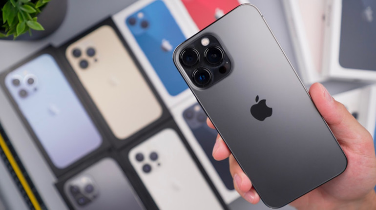 iPhone 13 Pro vs. конкуренти: хто насправді лідер?