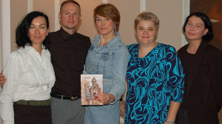 У НІЖИНІ ПРЕЗЕНТУВАЛИ НОВУ КНИГУ ПРО НАШЕ СТАРОВИННЕ МІСТО