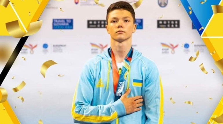 Чемпіонат світу. Гімнаст з Луганщини Радомир Стельмах змагатиметься за путівку на Олімпіаду-2024