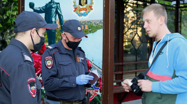 На Луганщині окупанти готуються мобілізувати 17-річних. Вже ставлять на облік та проводять медогляд