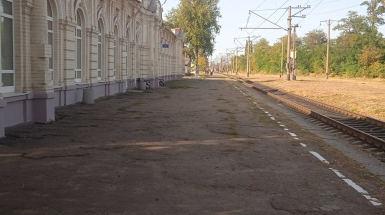 Розклад руху пасажирських поїздів через Долинську оновили: актуальний графік