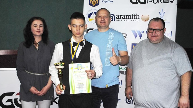 Десятикласник з Чорткова Мар’ян Чайка став чемпіоном України з більярдного спорту