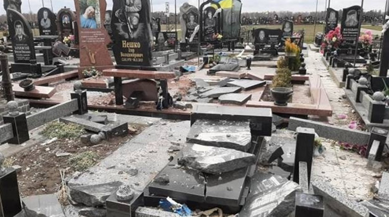 У Чернігові відновлять пам'ятники військовослужбовцям на кладовищі "Яцево". За чий кошт