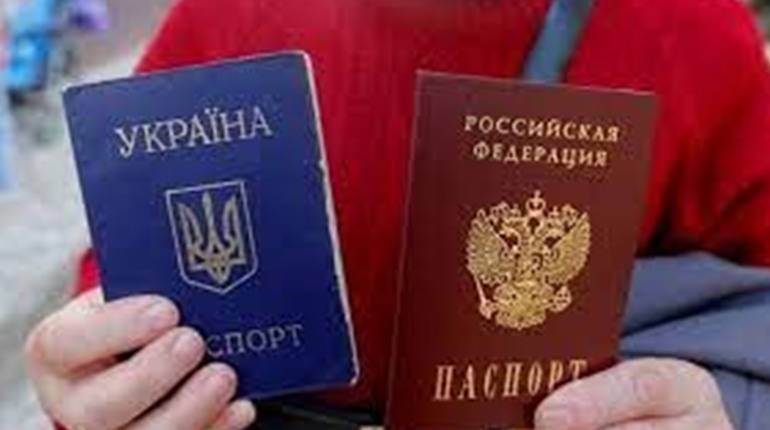 Обходять квартири та приватні будинки. Генічан перевіряють на наявність російського паспорта