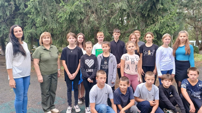 За природоохоронну роботу відзначено учнів та вчительку з Гурівської громади