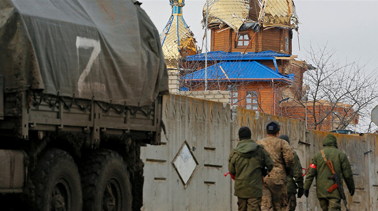 Окупанти разом з "росгвардією" змушують працювати вчителів Генічеського району за роспрограмою