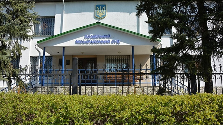 Судитимуть 37-річну жительку Лозової. Завдала смертельного поранення ножем власному чоловіку