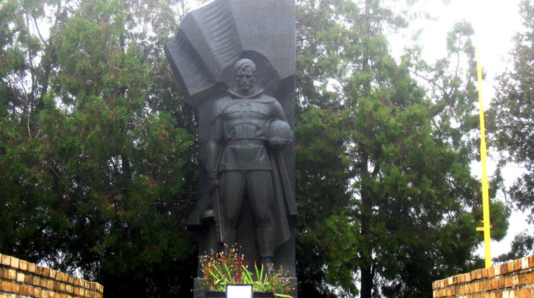 У Комарській громаді змінюють назви шести сіл, які пов’язані з росією