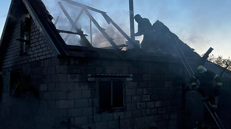 Рятувальники розповіли про пожежу, яку не змогли загасити — про події у Волноваському районі