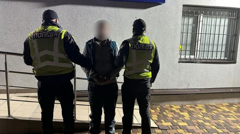 Побив до смерті та вивіз тіло у ліс: поліція Київщини затримала зловмисника