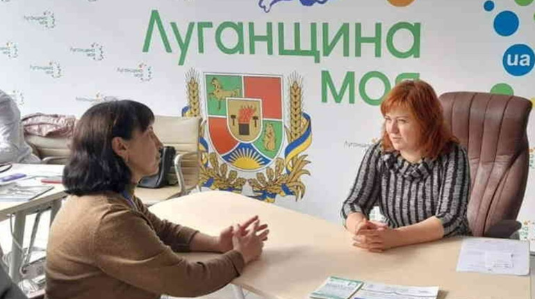 Гуманітарна допомога для ВПО з Луганщини. У яких гумхабах і що видають переселенцям