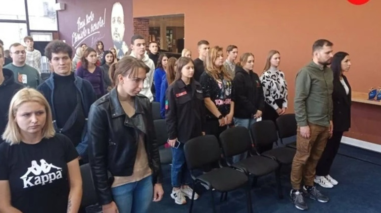У Мелітополі окупанти визначили кращих "студентів року"