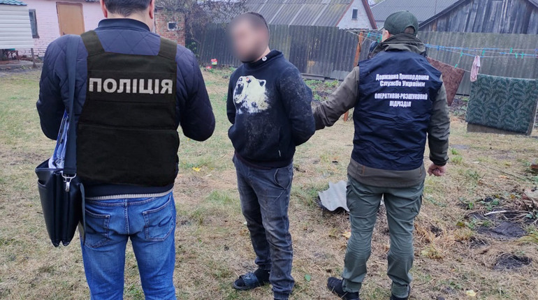 На Сумщині вдруге затримали чоловіка, який переправляв людей через кордон у рф