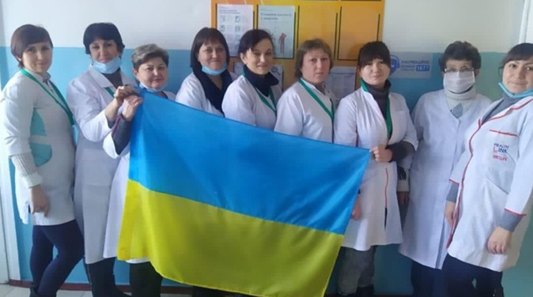 За п'ять кілометрів від лінії фронту медики Торецька тримають свій фронт. Хто їм допомагає