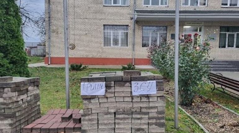 Плитку, яку демонтували під час ремонту по вулиці Острозького, використають повторно,- місцева влада