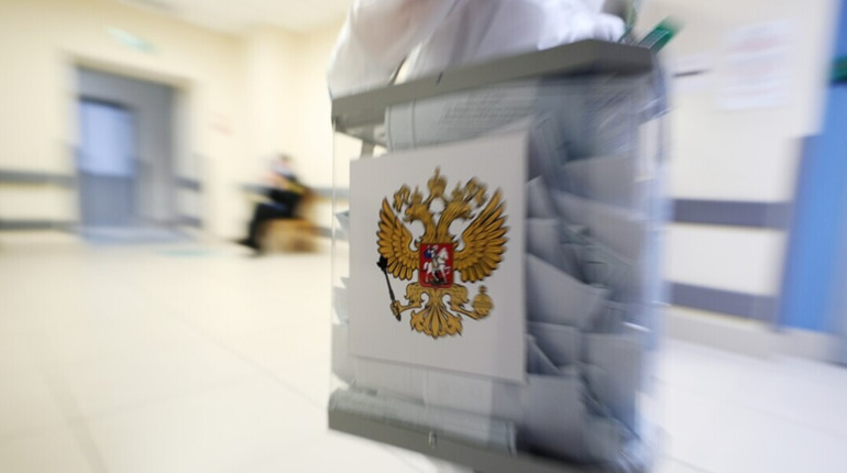 Правоохоронці затримали херсонку, яка допомагала окупантам проводити псевдореферендум