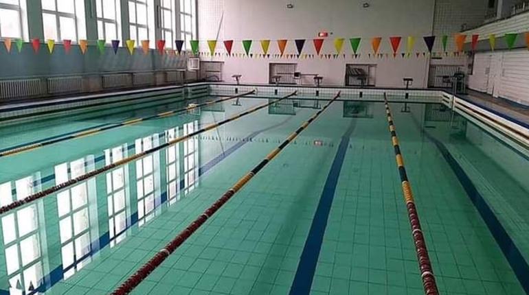 "Вода вже набрана": Дмитро Ханіс прокоментував роботу зимового басейну