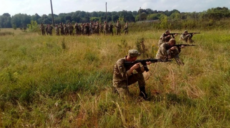 Безоплатне навчання з підготовки до національного спротиву на Київщині: як записатися бажаючим