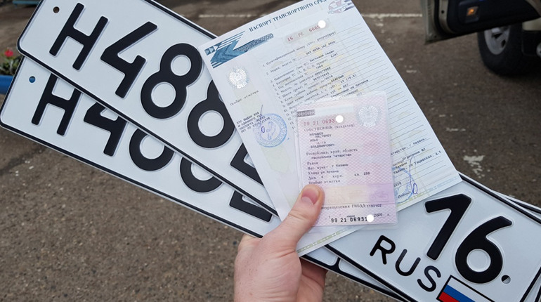 На окупованих територіях до 1 січня потрібно змінити права і перереєструвати авто – це вимога росіян