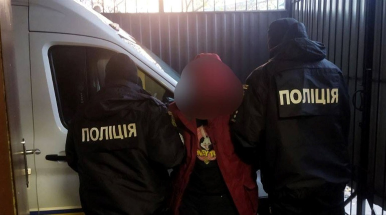 Пограбував жінку: поліція затримала зловмисника у Фастові