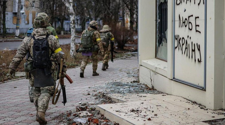 Війська рф атакують та намагаються відновити ініціативу в районі Бахмута