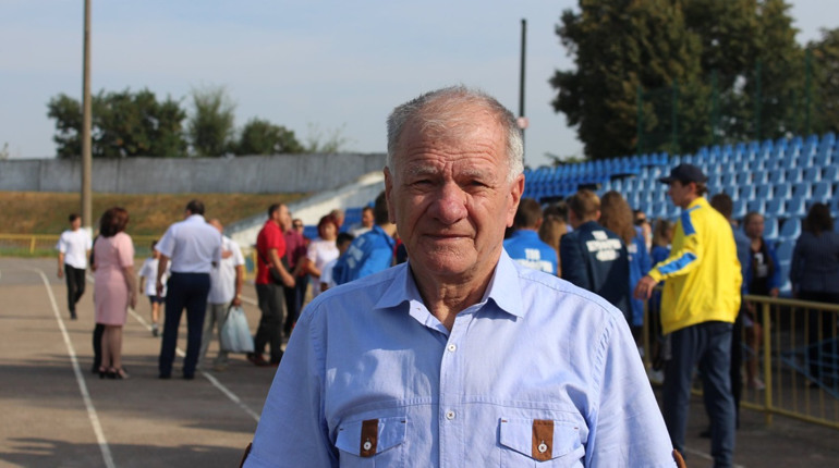 Безмежна любов до землі визначили професію та долю. Як Петро Костючок будував свої господарства