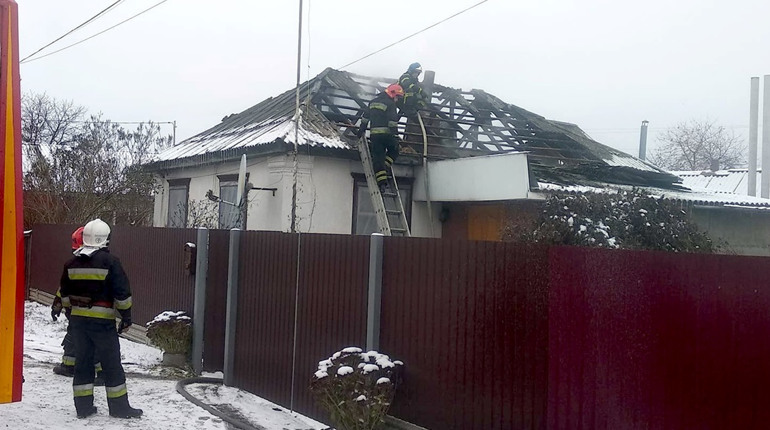 У НІЖИНІ СТАЛОСЯ ДВІ ПОЖЕЖІ: НІЖИНЦІ ПРОСЯТЬ ПРО ДОПОМОГУ